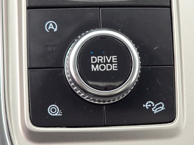 Certified 2023 Ford Explorer XLT w/ Equipment Group 202A AWD/4WD image 37