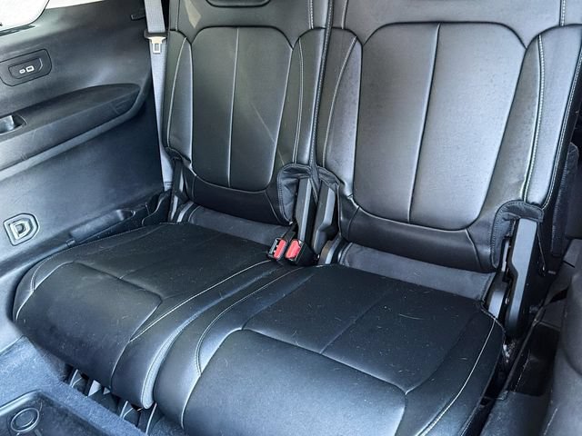 Used 2023 Jeep Grand Cherokee L Limited AWD/4WD image 22