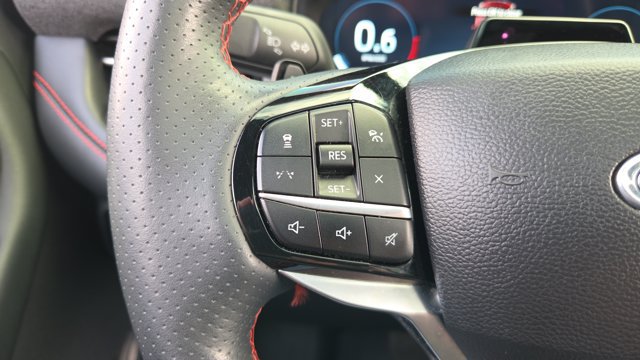 Certified 2025 Ford Explorer ST AWD/4WD image 9