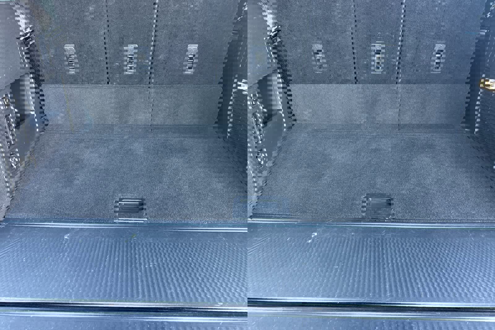 Certified 2025 Ford Expedition Platinum image 16