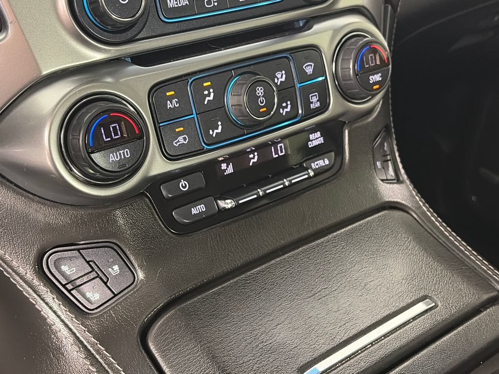 Used 2019 Chevrolet Tahoe Premier w/ Premier Plus Edition AWD/4WD image 21