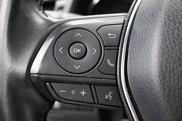 Used 2019 Toyota Camry SE w/ Audio Package FWD image 17