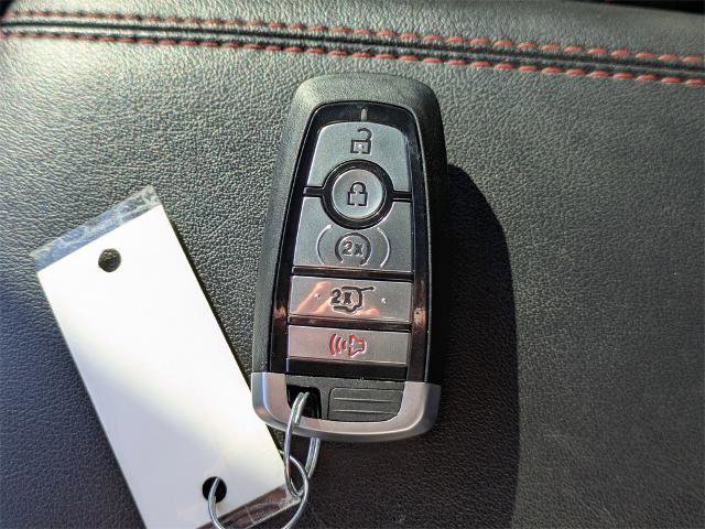 Certified 2024 Ford Edge ST-Line image 32