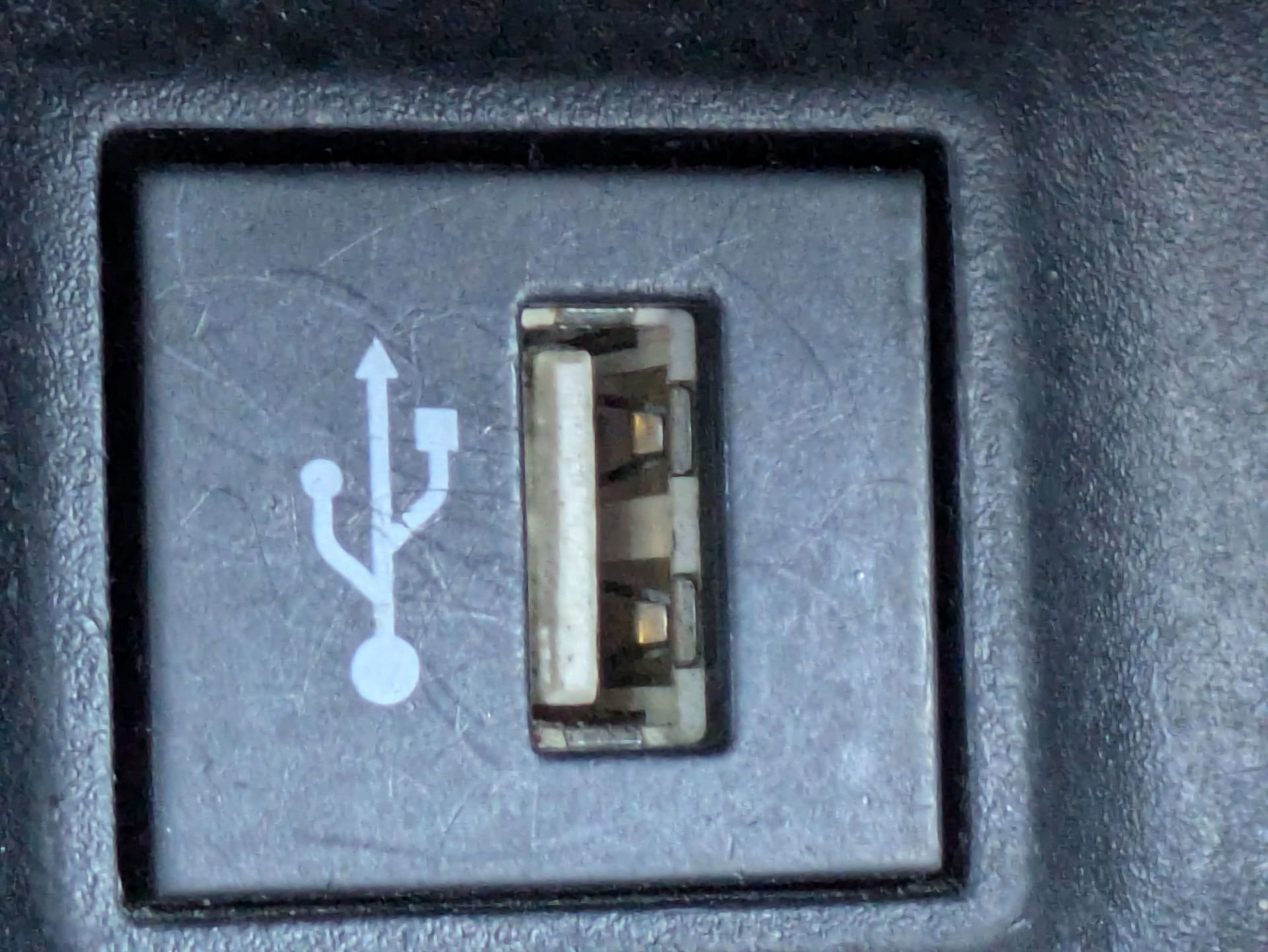 Used 2023 Toyota RAV4 XLE FWD image 26