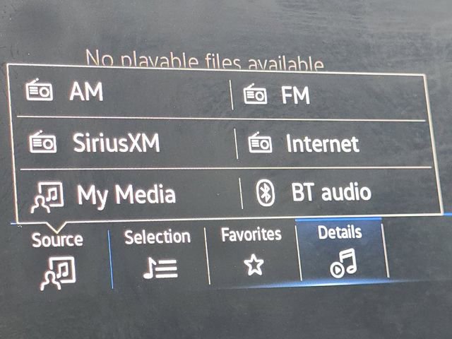 Used 2021 Volkswagen Tiguan SE image 32