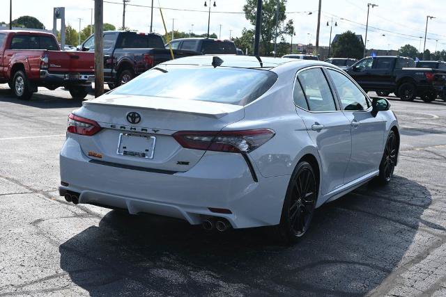 Used 2022 Toyota Camry XSE FWD image 9