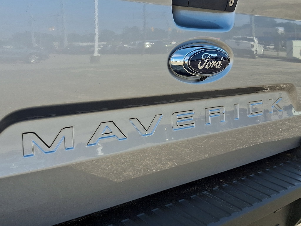 Certified 2023 Ford Maverick Lariat w/ Lariat Luxury Package FWD image 29