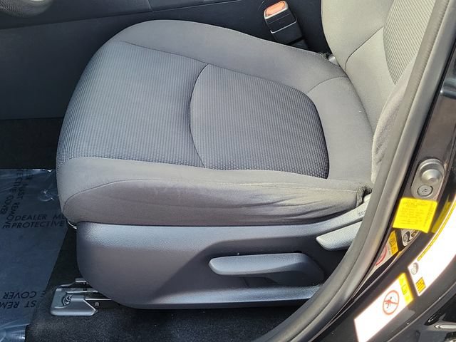 Used 2019 Toyota RAV4 LE w/ Carpet Mat Package FWD image 15
