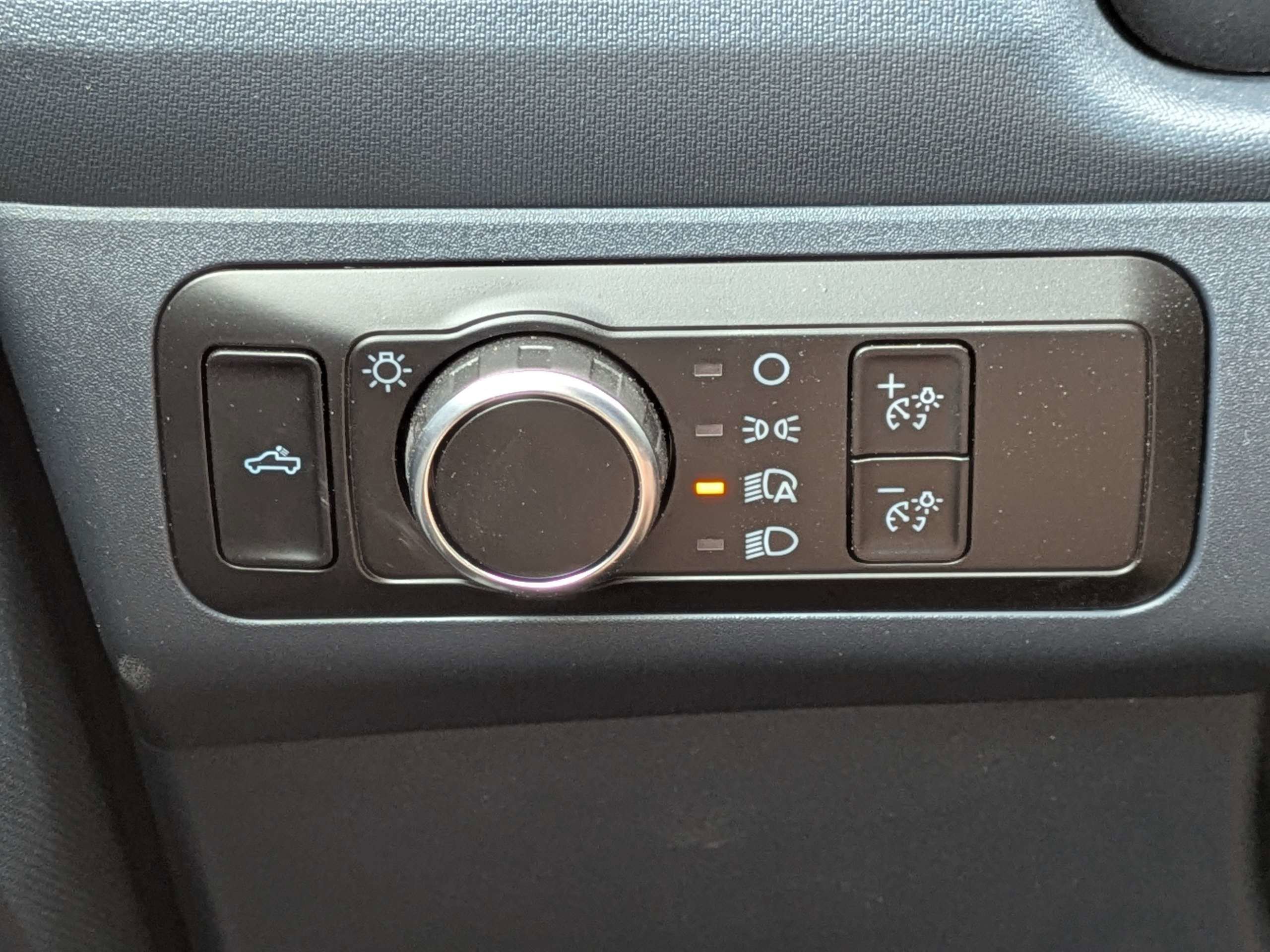 Certified 2025 Ford Maverick XLT w/ Equipment Group 302A image 25