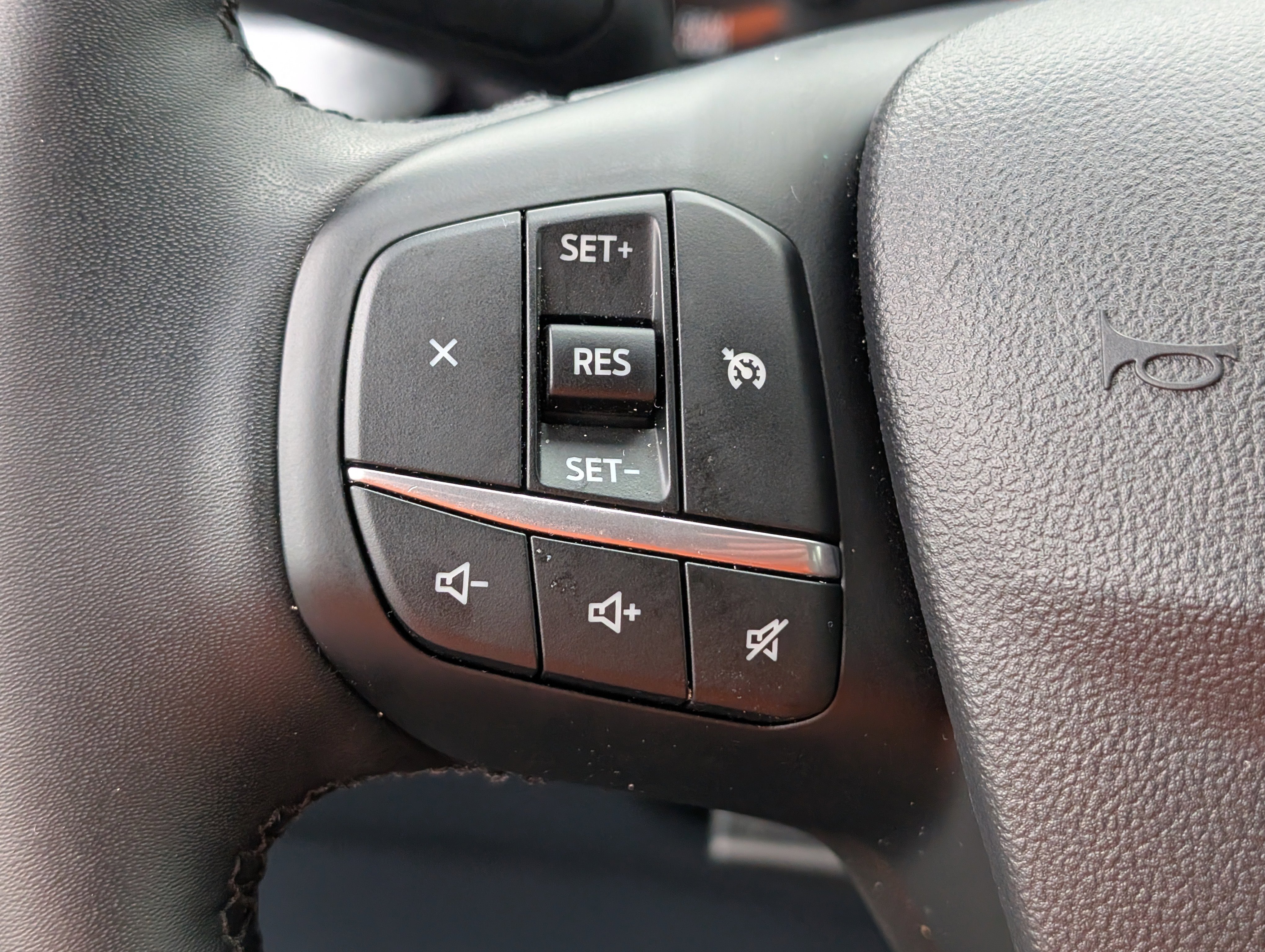 Certified 2024 Ford Maverick XLT w/ XLT Luxury Package image 20