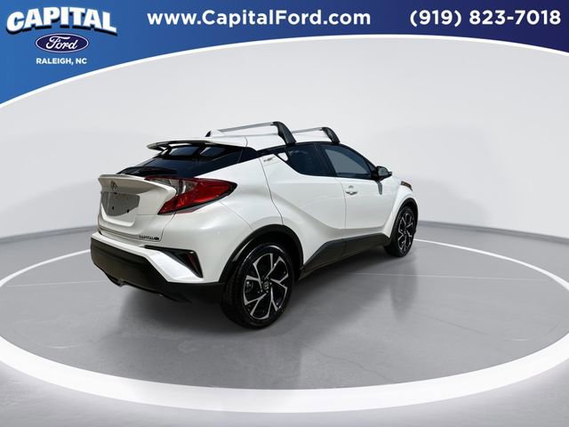 Used 2021 Toyota C-HR XLE image 6