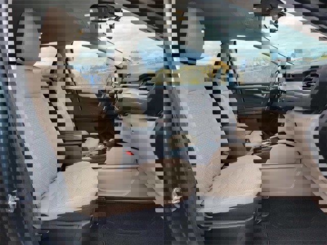 Certified 2022 Ford Escape SE image 24