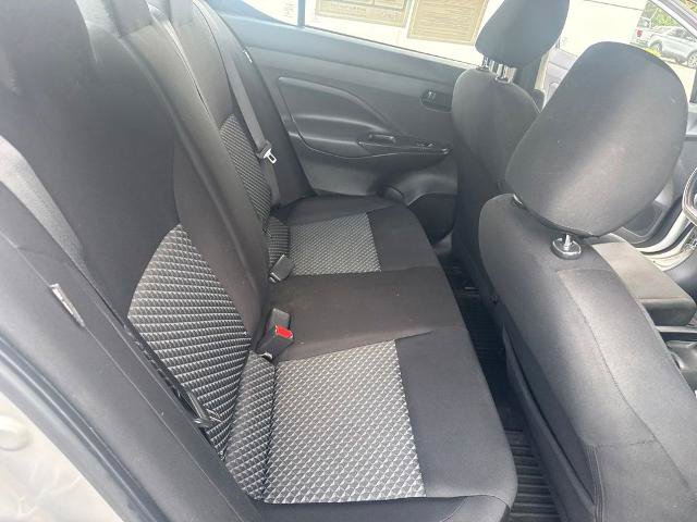 Used 2021 Nissan Versa S FWD image 27