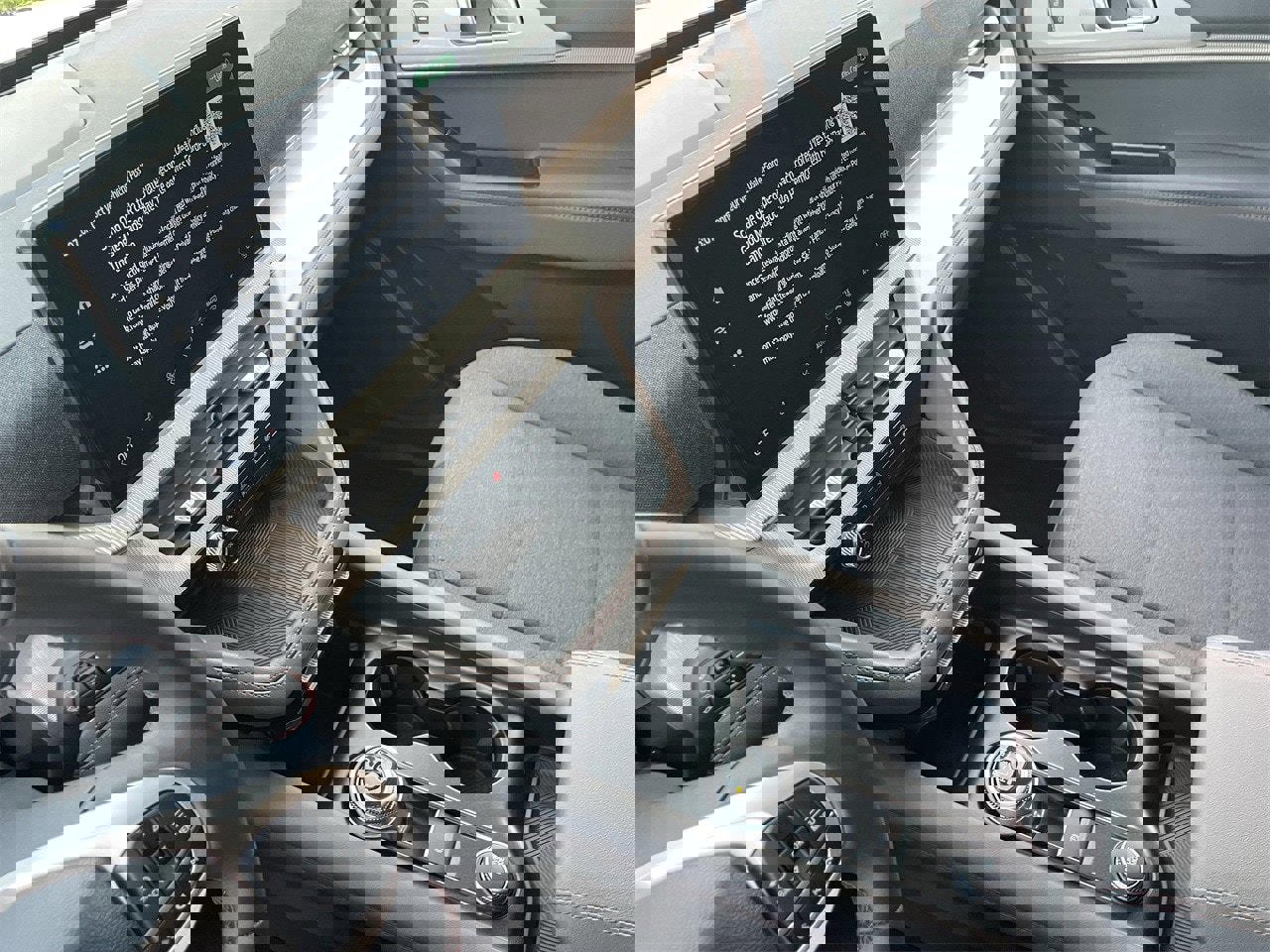 Certified 2025 Ford Explorer Active image 27