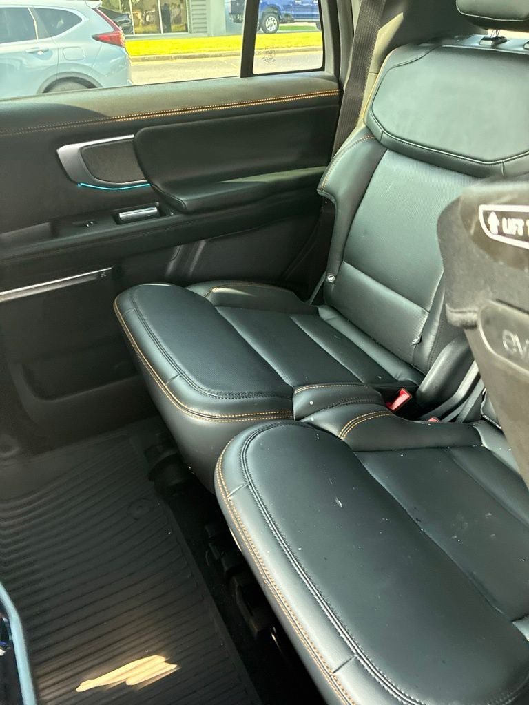 Certified 2025 Ford Expedition Tremor AWD/4WD image 24