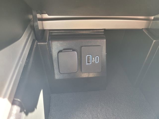 Certified 2023 Ford Explorer ST-Line w/ Class IV Trailer Tow Package image 25