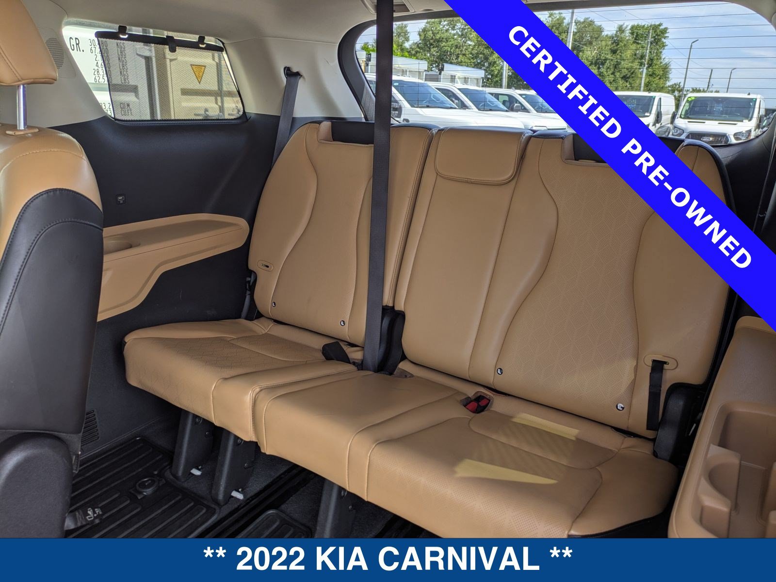 Used 2022 Kia Carnival EX FWD image 17