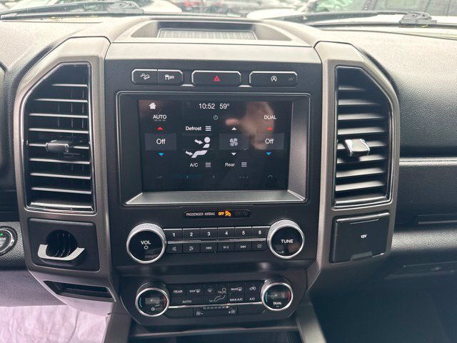 Certified 2019 Ford Expedition XLT w/ Equipment Group 201A AWD/4WD image 18