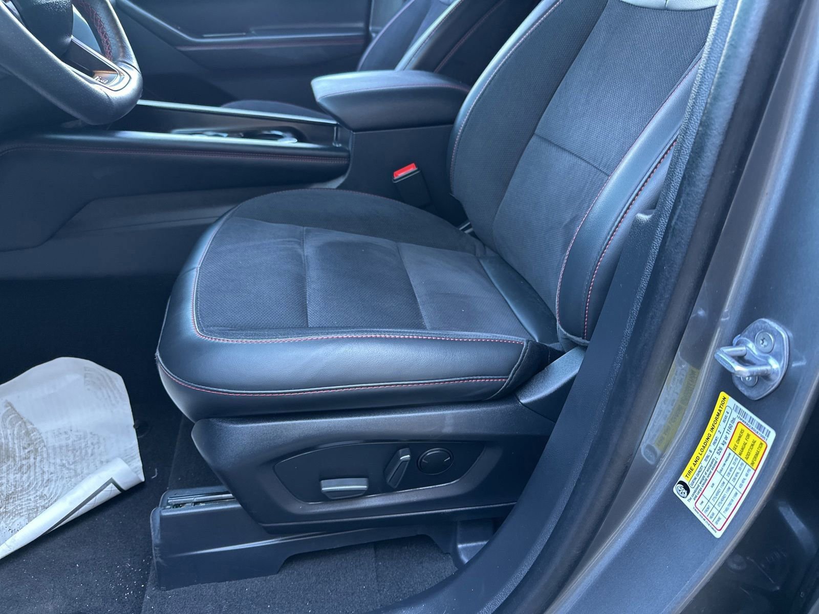 Certified 2025 Ford Explorer ST AWD/4WD image 18