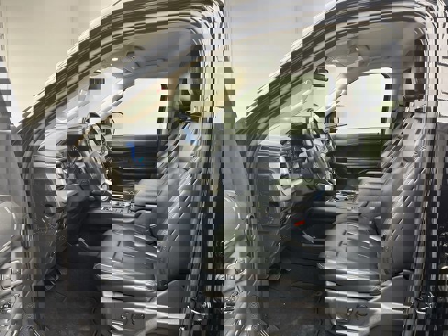 Certified 2023 Ford Expedition XLT image 6