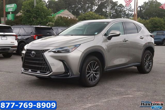 Used 2022 Lexus NX 250 FWD image 3