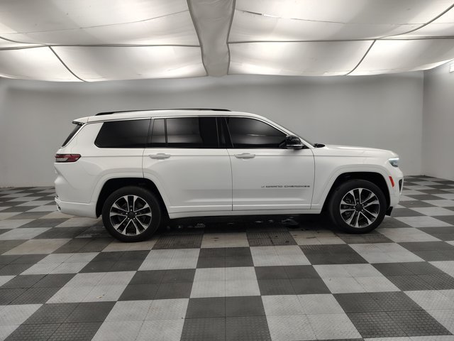 Used 2022 Jeep Grand Cherokee L Overland w/ Luxury Tech Group IV AWD/4WD image 11