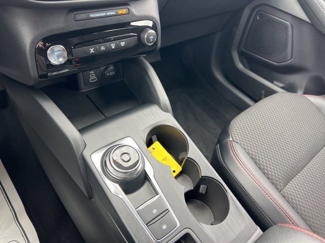 Certified 2024 Ford Escape ST-Line w/ Tech Pack #1 AWD/4WD image 16