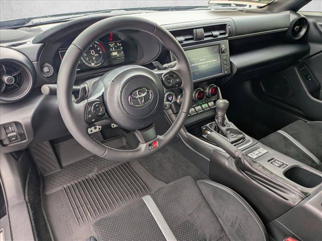 Used 2024 Toyota GR86 Premium RWD image 10