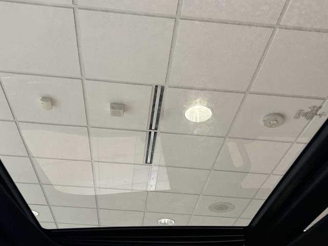 Certified 2021 Ford F150 Lariat w/ Equipment Group 502A High image 18