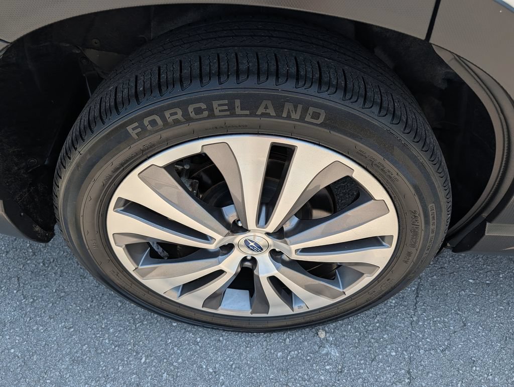 Used 2019 Subaru Ascent Limited AWD/4WD image 32