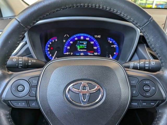 Used 2022 Toyota Corolla Cross XLE image 24