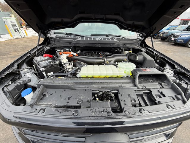 Certified 2025 Ford F150 XLT w/ Equipment Group 302A MID image 33