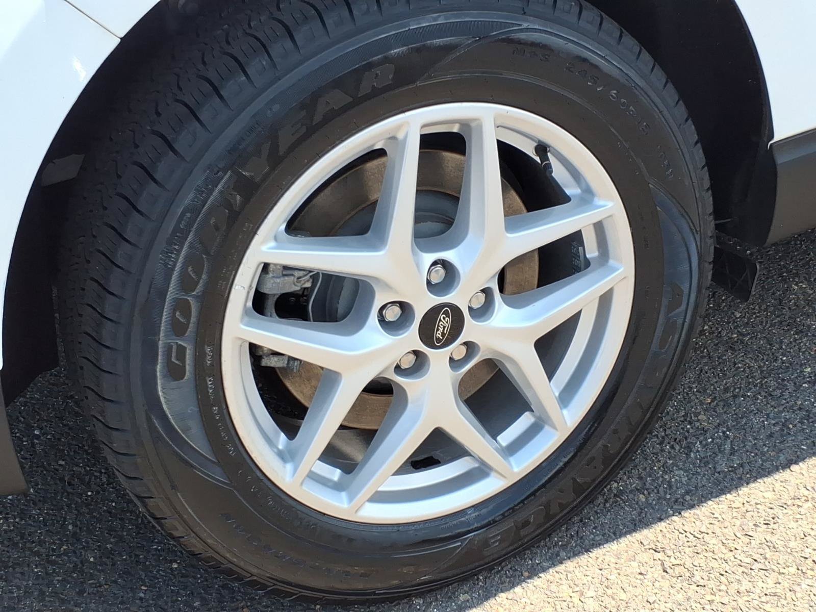 Certified 2023 Ford Edge SEL AWD/4WD image 7