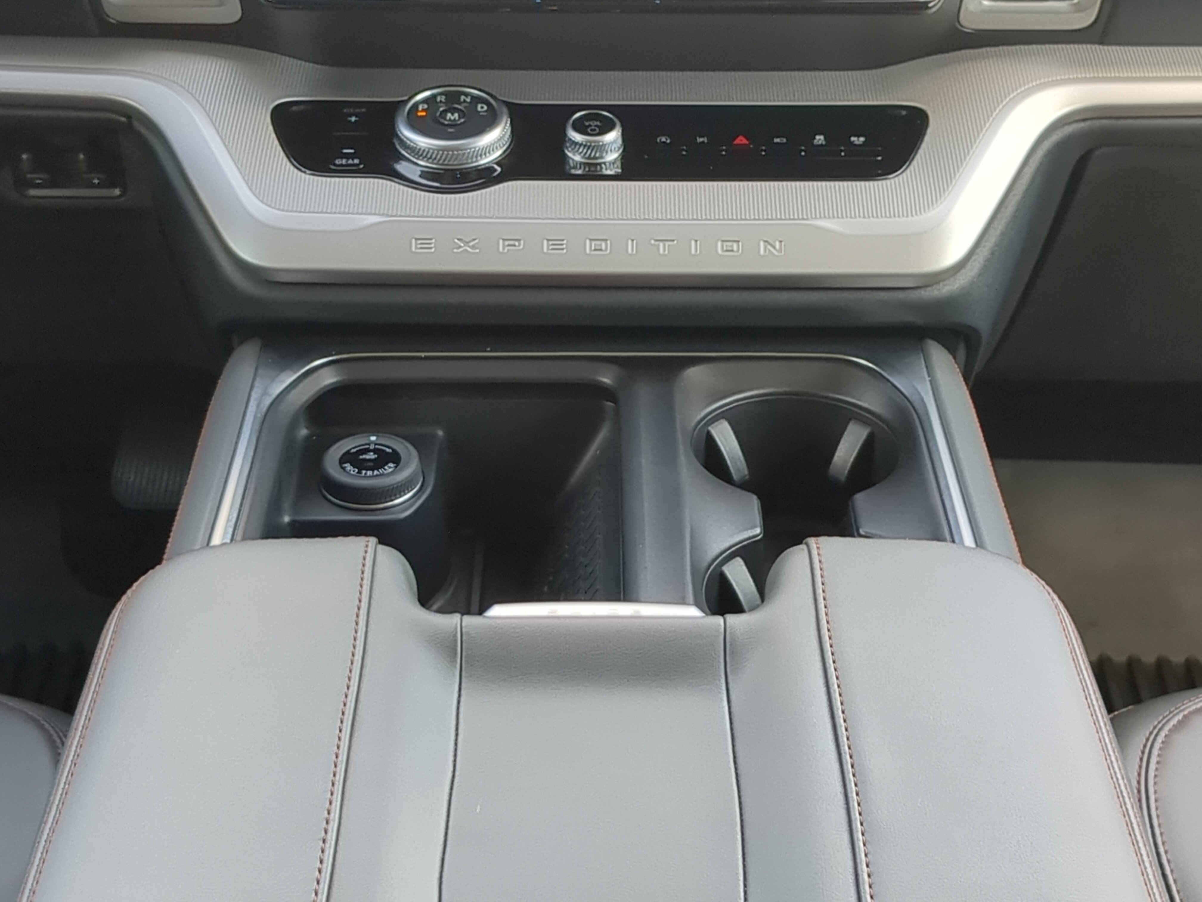 Certified 2025 Ford Expedition Active RWD image 17