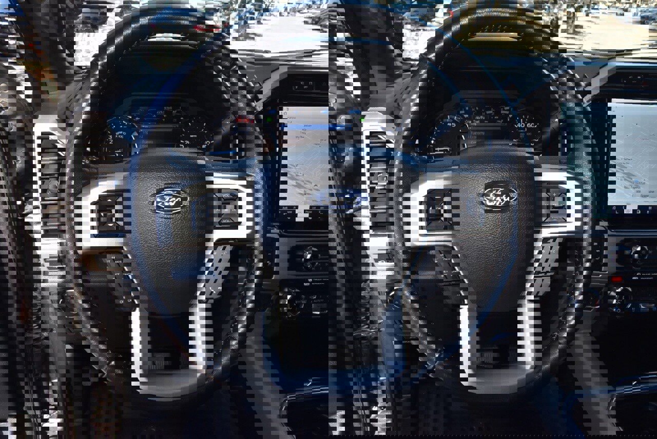 Certified 2022 Ford F250 Lariat w/ Lariat Ultimate Package image 23