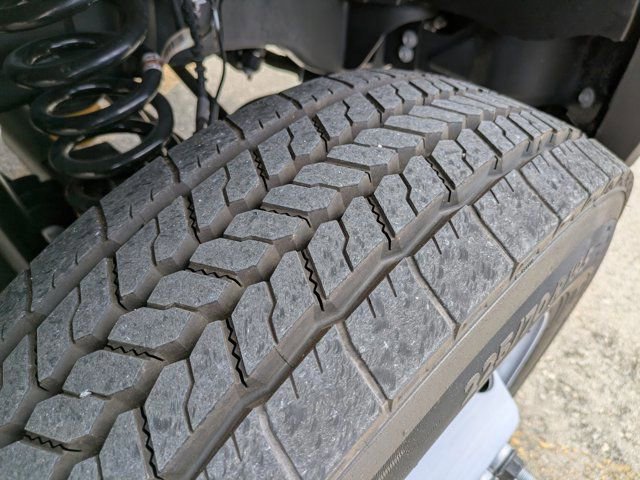 Certified 2024 Ford F550 4x4 Regular Cab Super Duty image 12