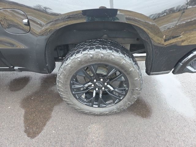 Used 2020 Chevrolet Silverado 1500 LT Trail Boss image 13