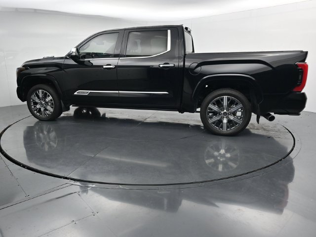 Used 2024 Toyota Tundra Capstone AWD/4WD image 6
