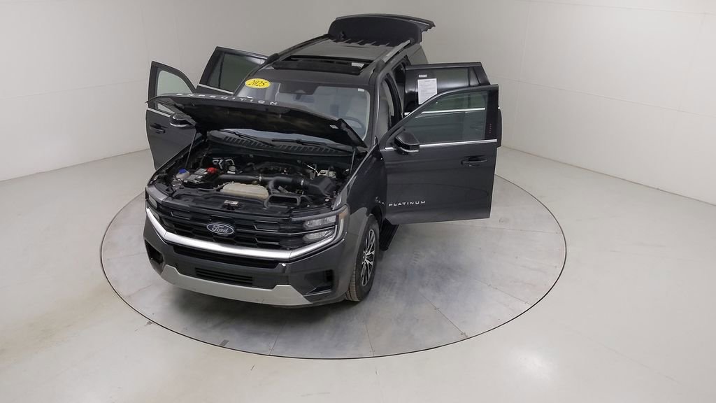Certified 2025 Ford Expedition Platinum image 48