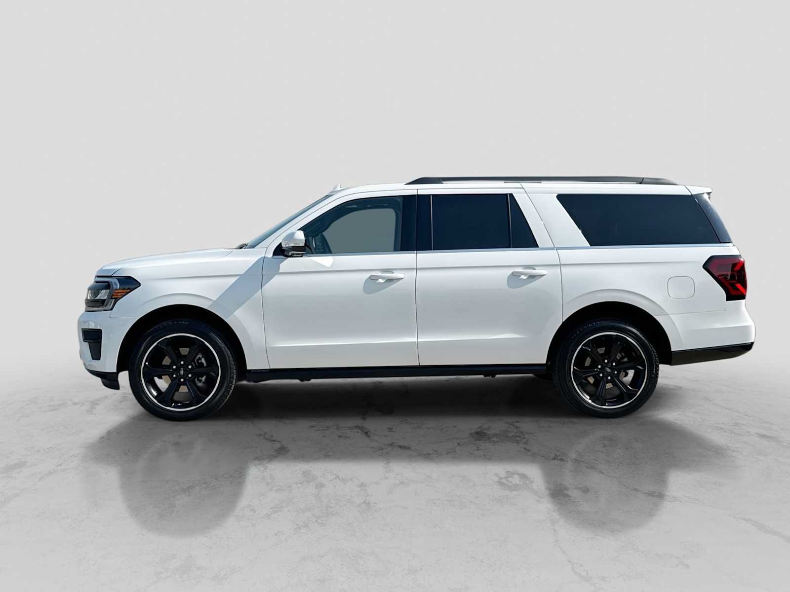 Certified 2024 Ford Expedition Max Limited AWD/4WD image 3