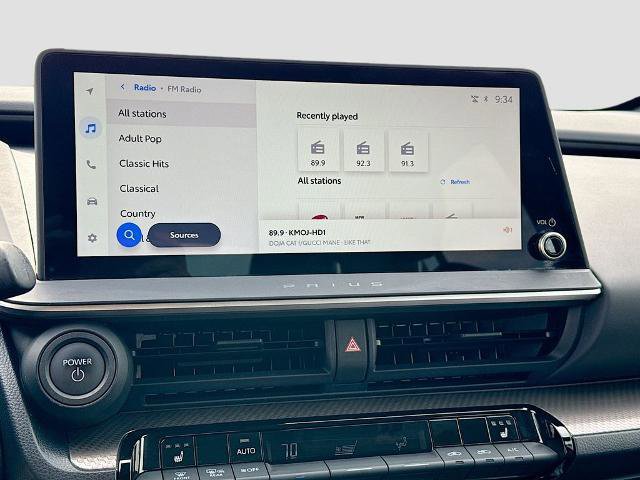 Used 2024 Toyota Prius XLE AWD/4WD image 12