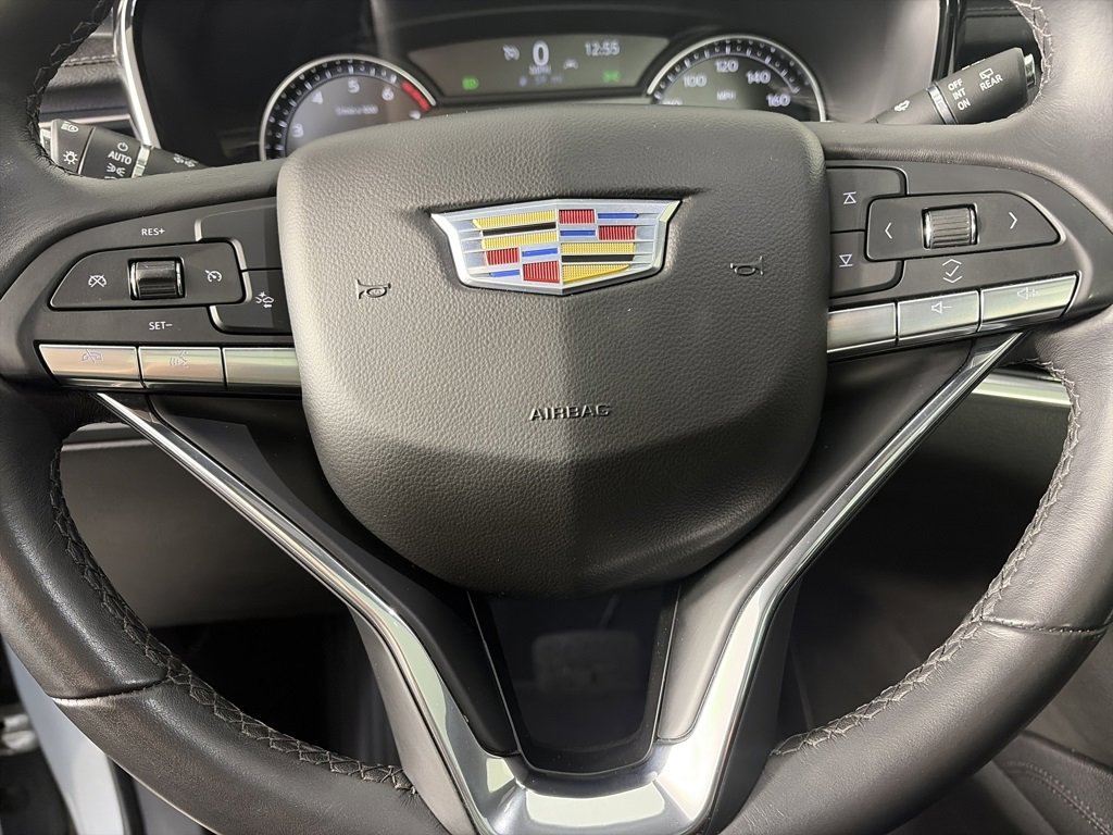 Used 2023 Cadillac XT6 Luxury image 16
