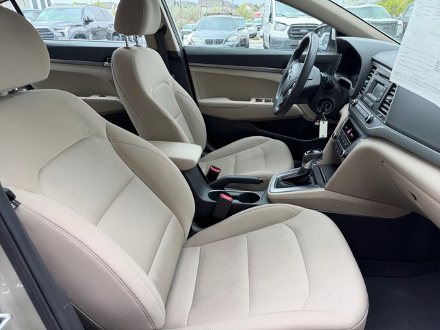 Used 2017 Hyundai Elantra SE image 20
