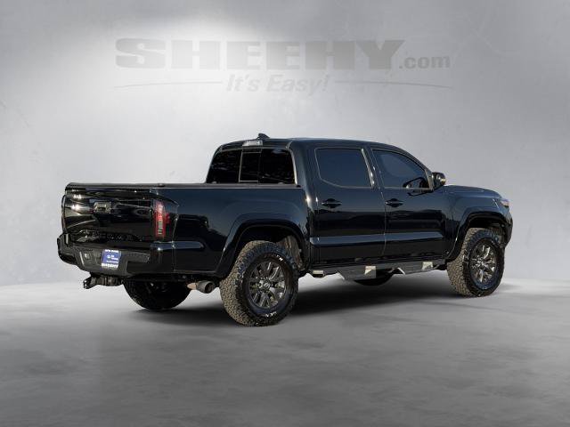 Used 2023 Toyota Tacoma SR5 w/ Technology Package AWD/4WD image 12