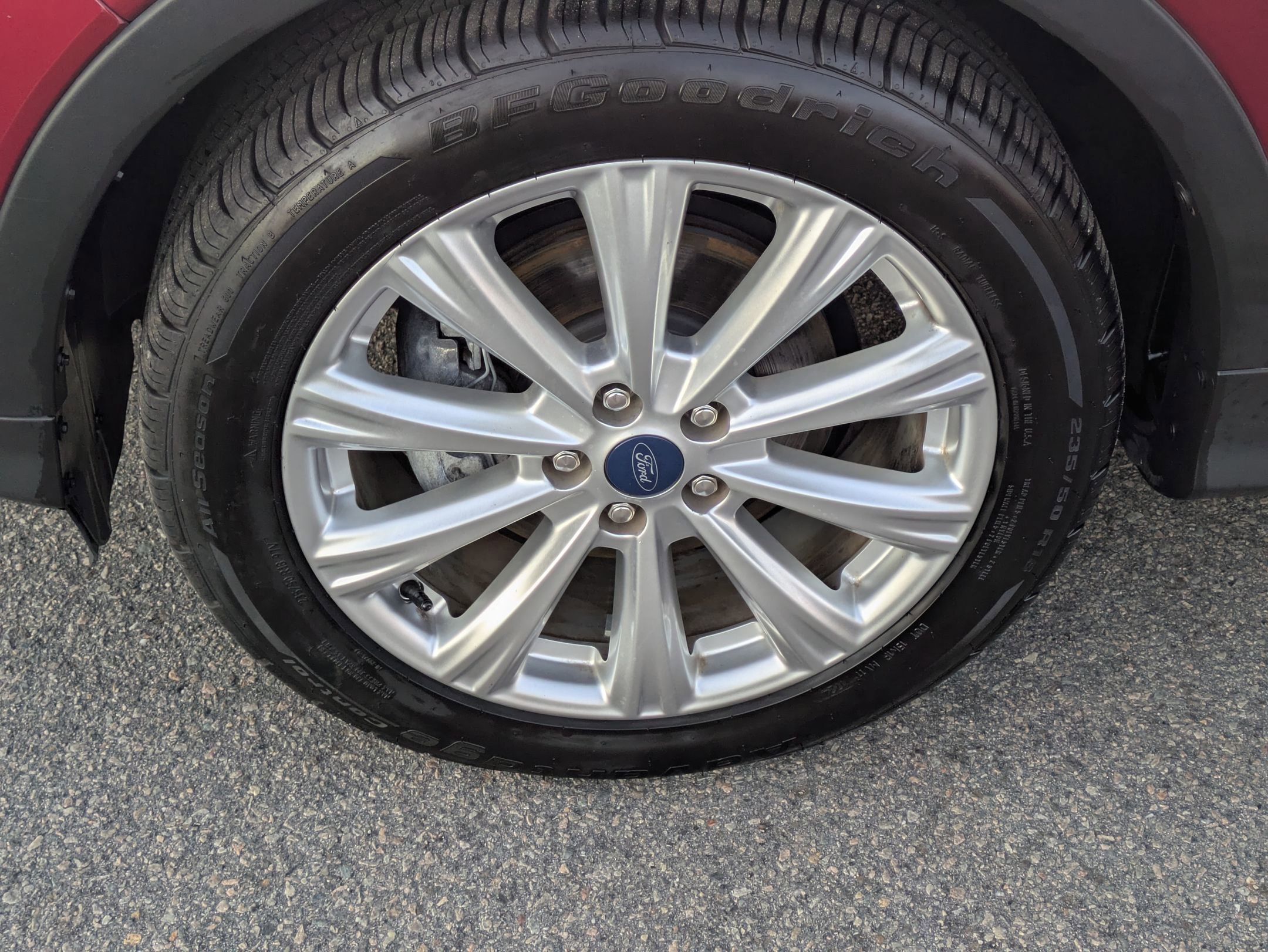 Certified 2019 Ford Escape SEL image 11