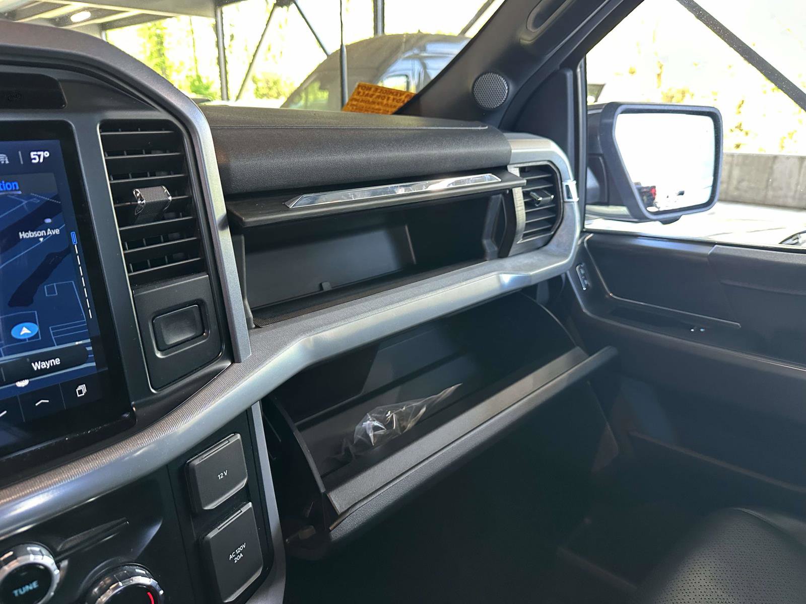 Certified 2024 Ford F150 Lariat w/ FX4 Off-Road Package AWD/4WD image 19
