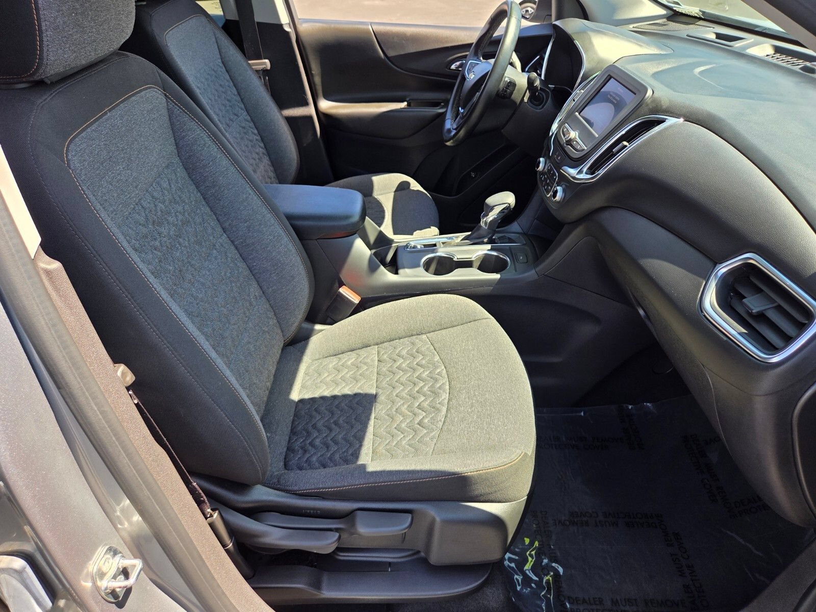 Used 2024 Chevrolet Equinox LT FWD image 15