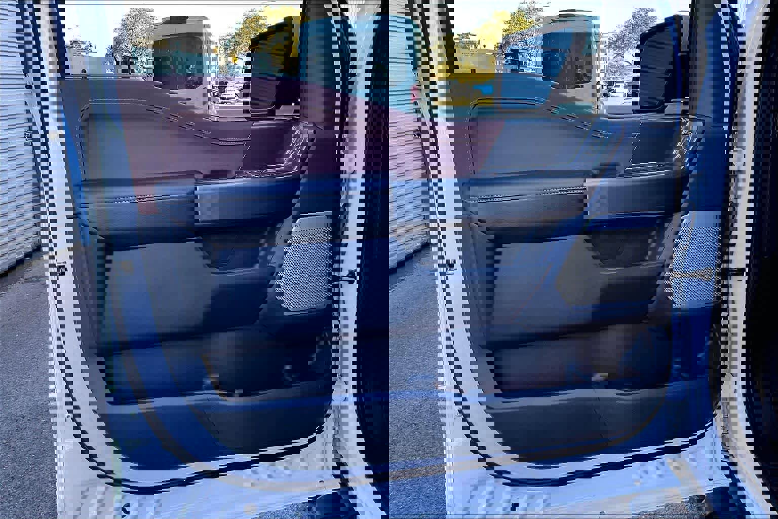 Certified 2022 Ford F150 Lariat w/ Equipment Group 502A High image 23