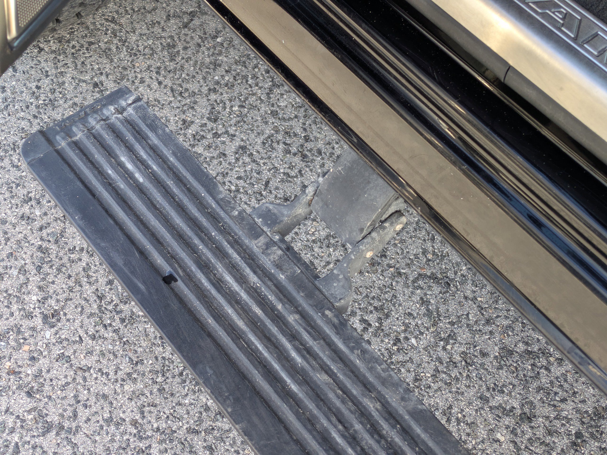 Used 2019 RAM 3500 Limited image 21