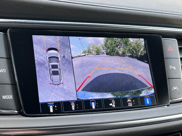 Used 2023 Buick Enclave Avenir w/ Avenir Technology Package AWD/4WD image 22